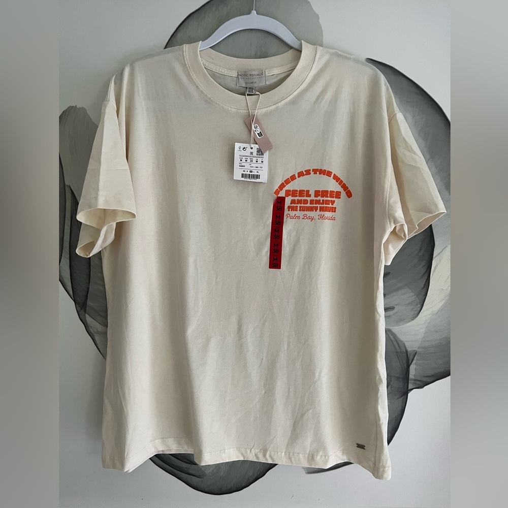 Pacific Republic T-shirt with print Size M